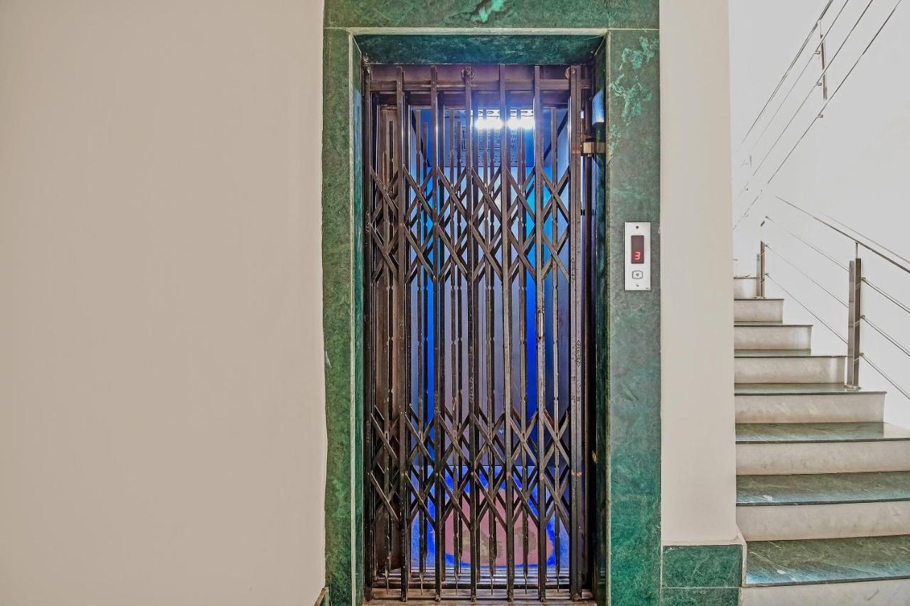 Capital O Kabita Guest House Near Acropolis Mall كولكاتا المظهر الخارجي الصورة