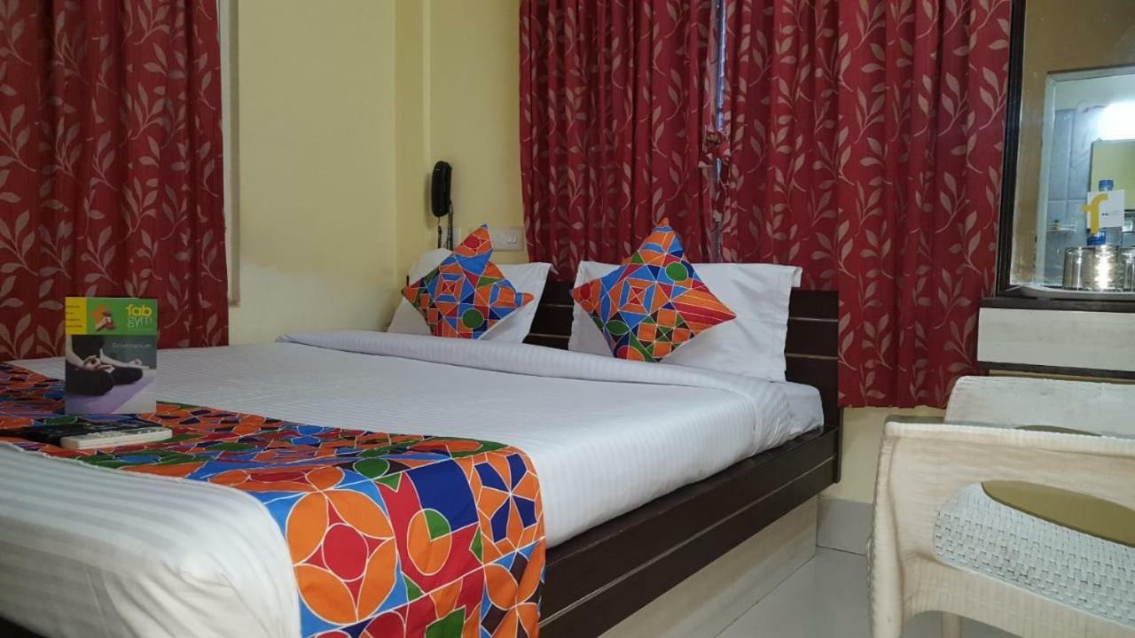 Capital O Kabita Guest House Near Acropolis Mall كولكاتا المظهر الخارجي الصورة